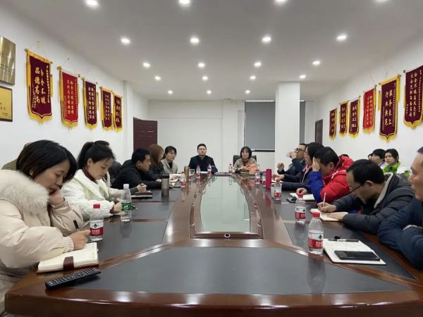 遠程監(jiān)控,報警巡邏,清機加鈔,清分整點,憑證寄庫,頭寸箱寄庫,商鋪安保,智能家居